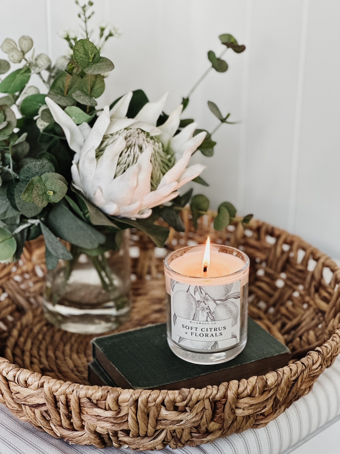 SOFT CITRUS + FLORALS with White Musk + Vetiver W/S